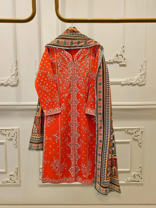 Agha Noor 3-Piece Embroidered Lawn Suit: Shalwar Kameez Dupatta