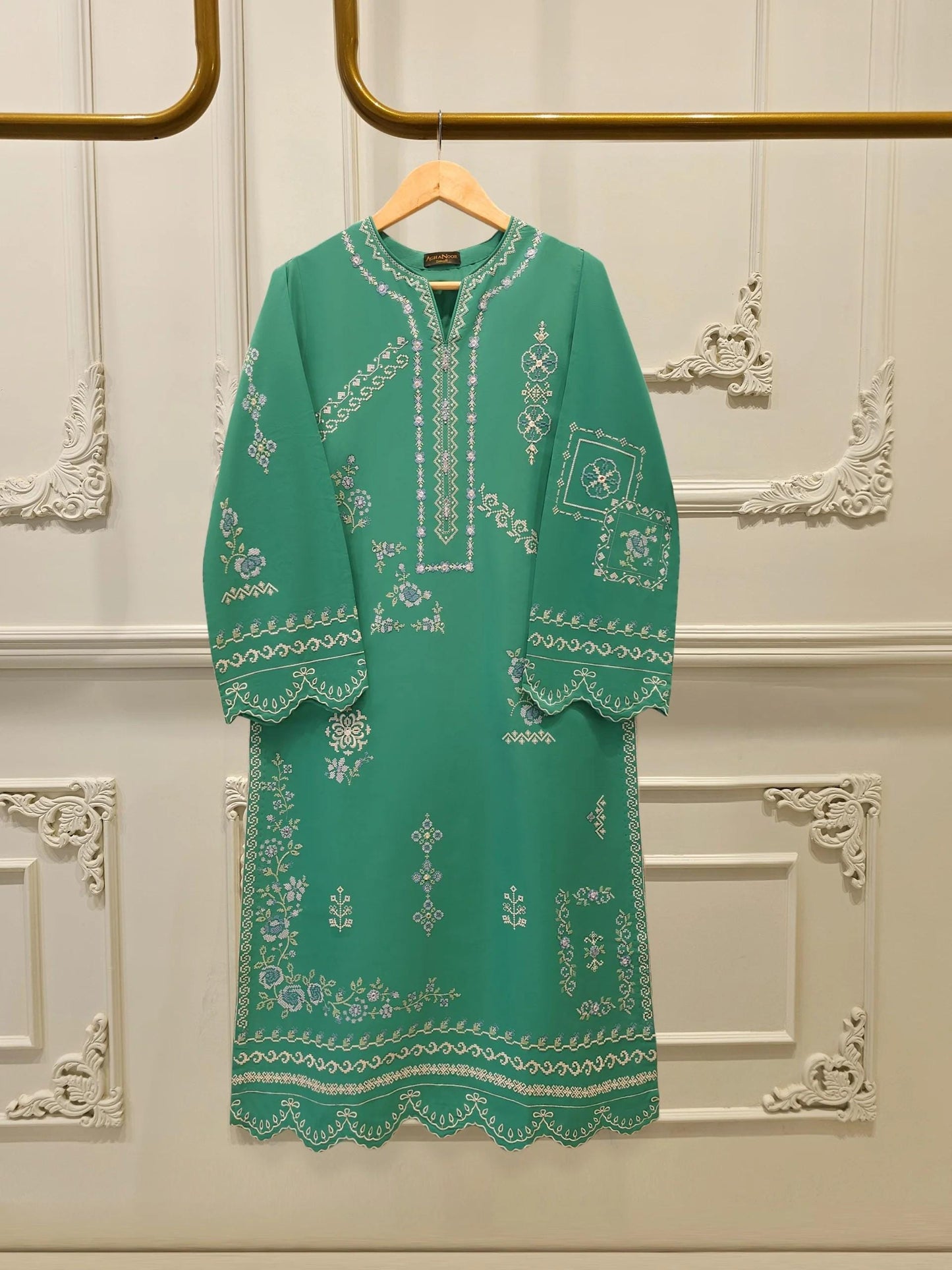 Embroidered Lawn Suit (XL) - Green -  2 Piece Agha Noor