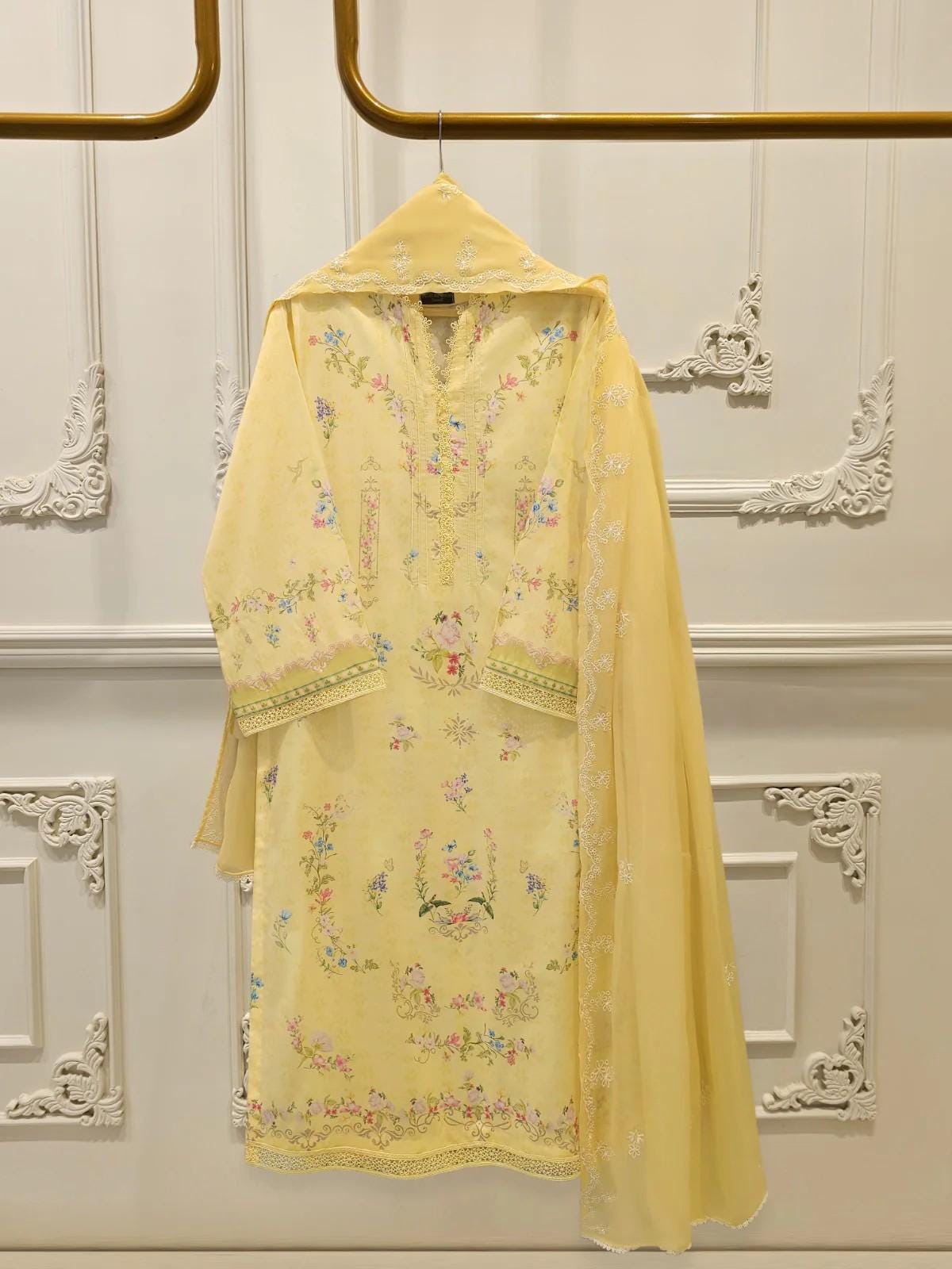 Agha Noor 2 piece - Printed Cotton Shirt and Chiffon Dupatta