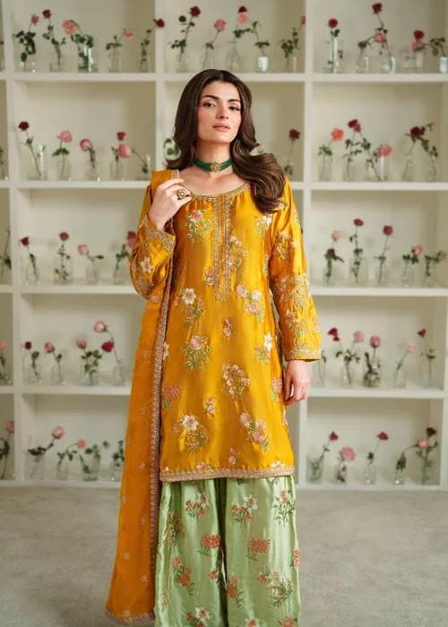 4 Piece Embroidered Silk Suit: Farshi Shalwar, Chiffon Dupatta & Potli Bag