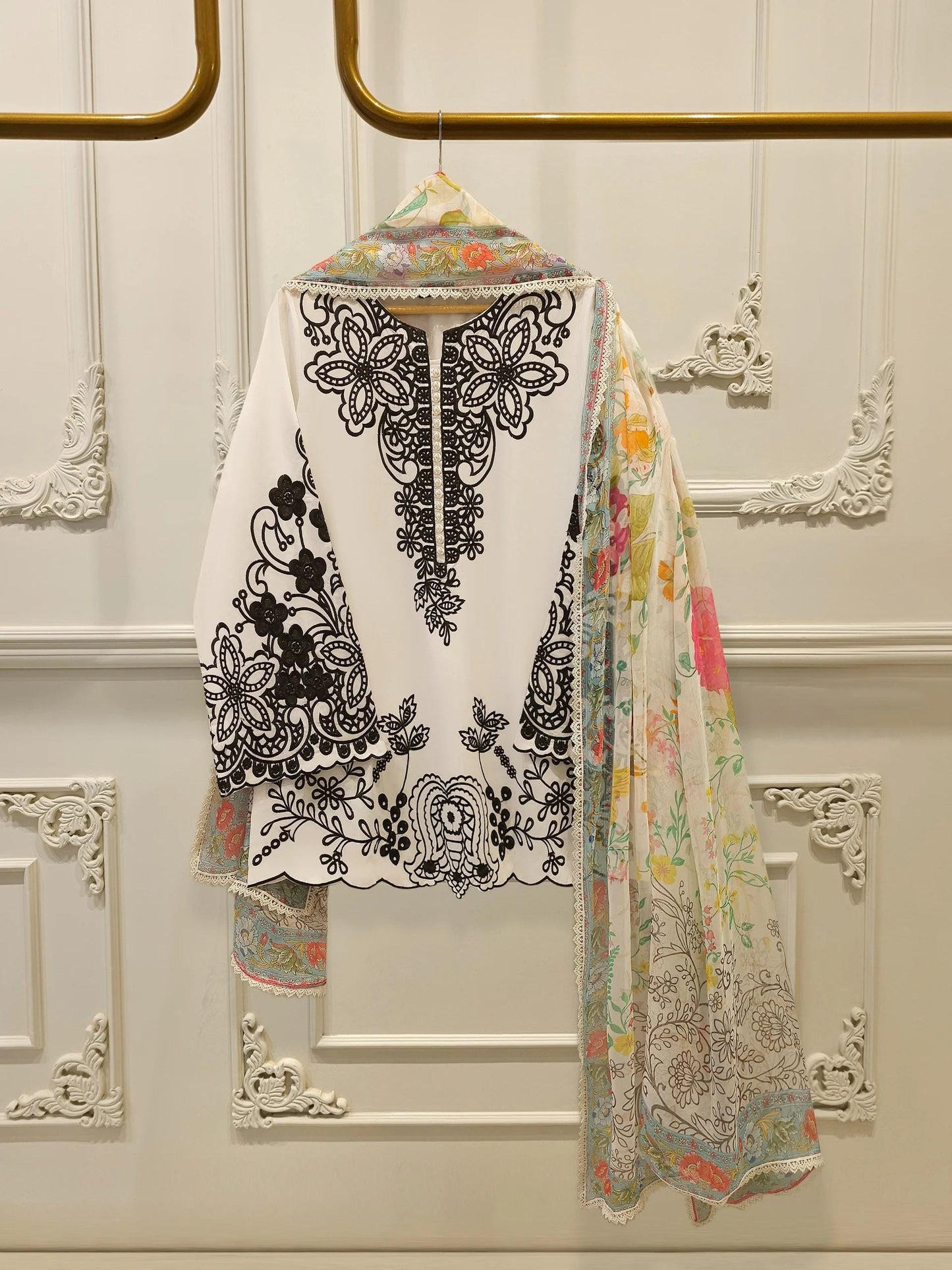 Agha Noor 3 Piece - Embroidered Lawn Suit - Chiffon Dupatta