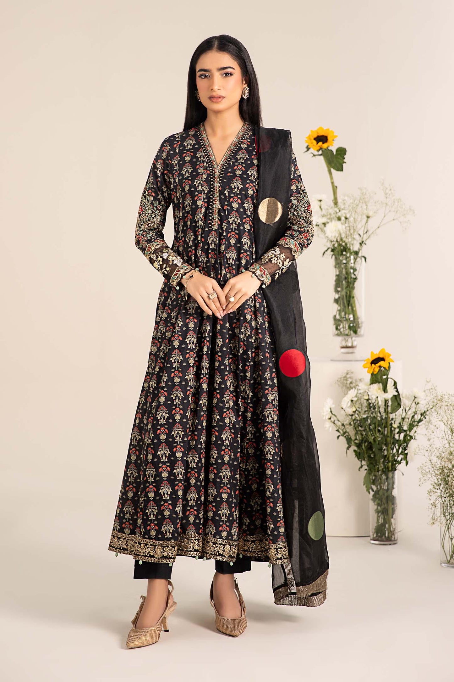 Maria.B - 3 Piece Embroidered Lawn Suit  (Medium) - Black