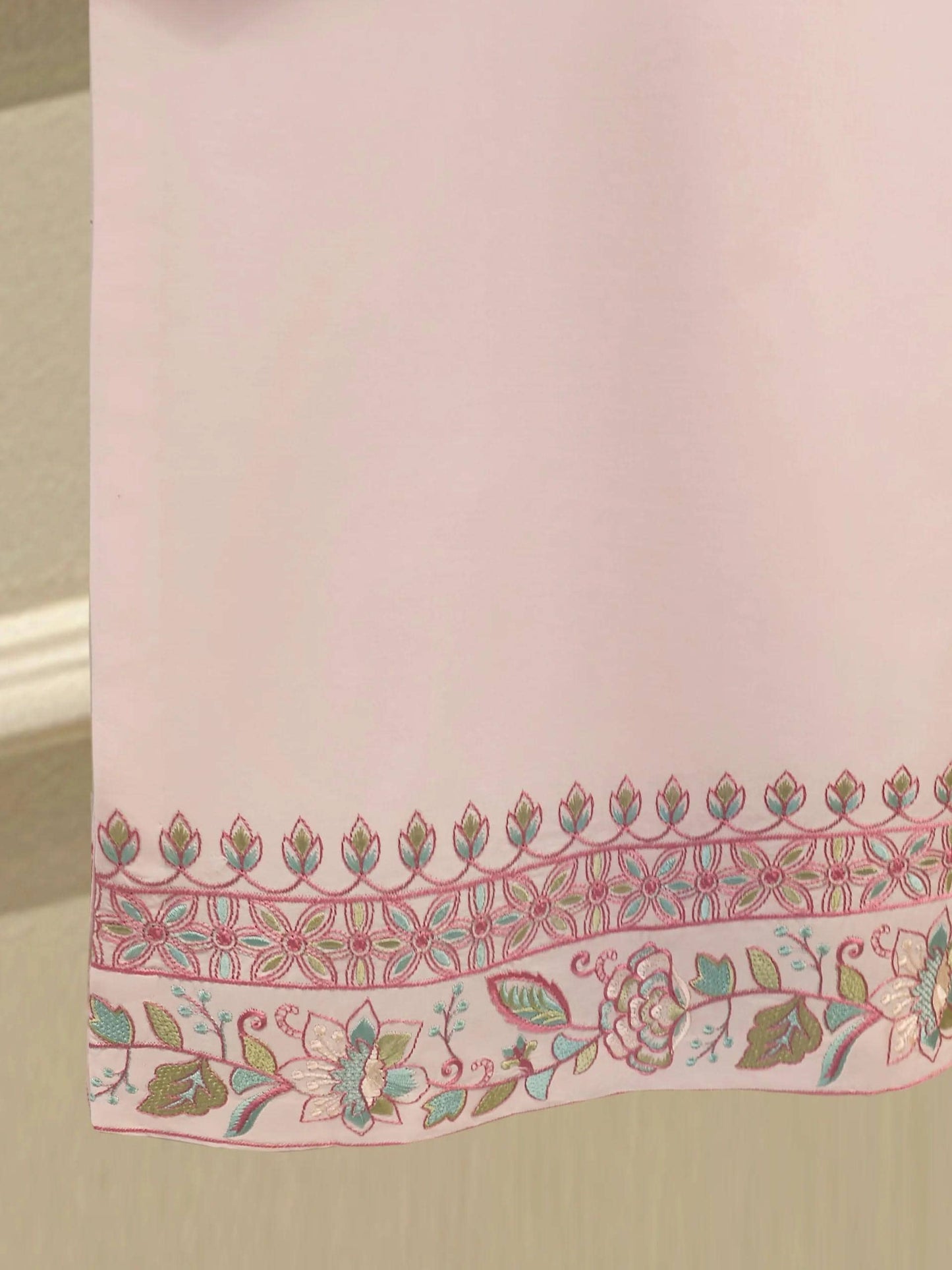 Embroidered Cotton Suit: 2 Piece Agha Noor