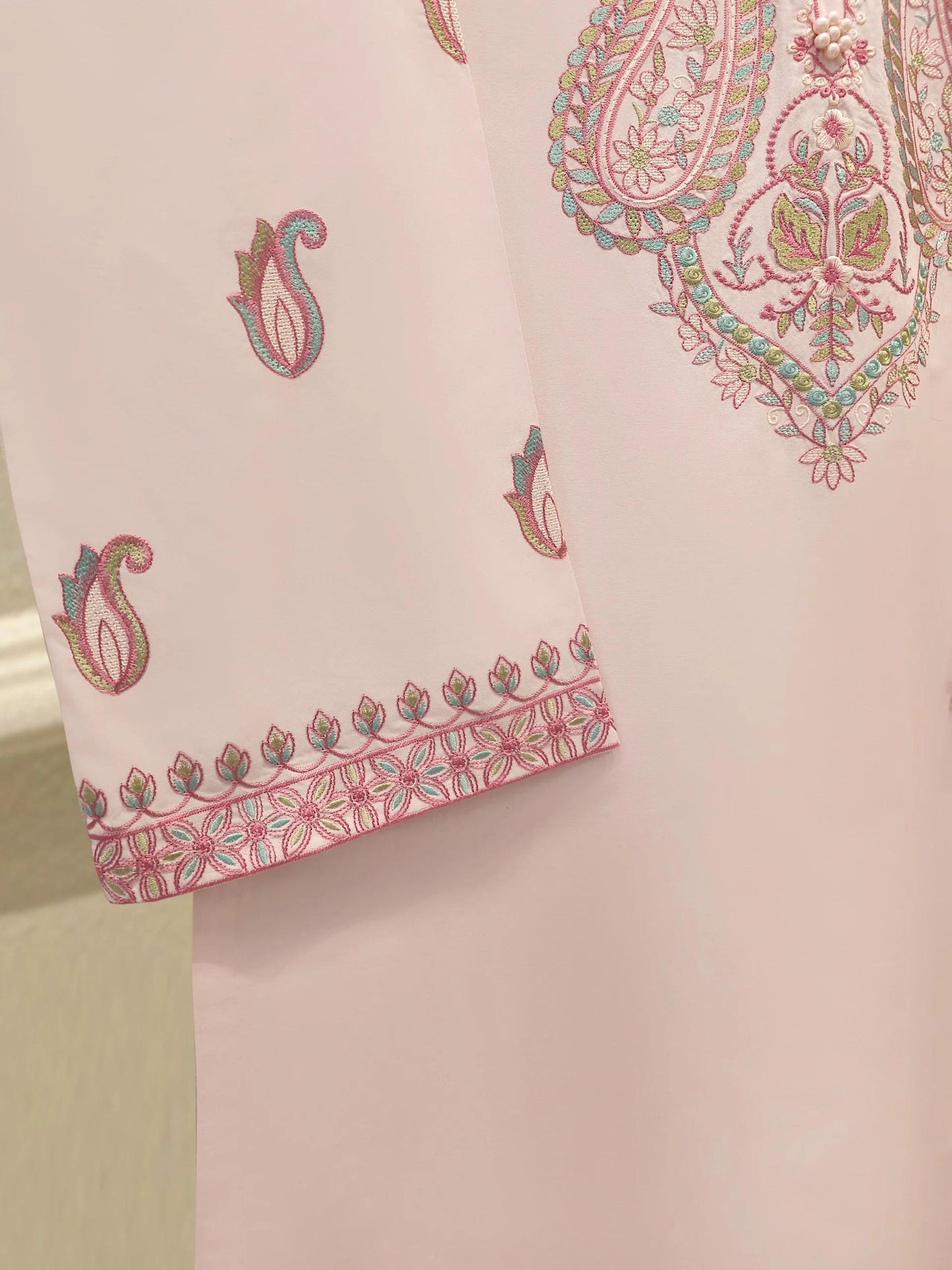 Embroidered Cotton Suit: 2 Piece Agha Noor