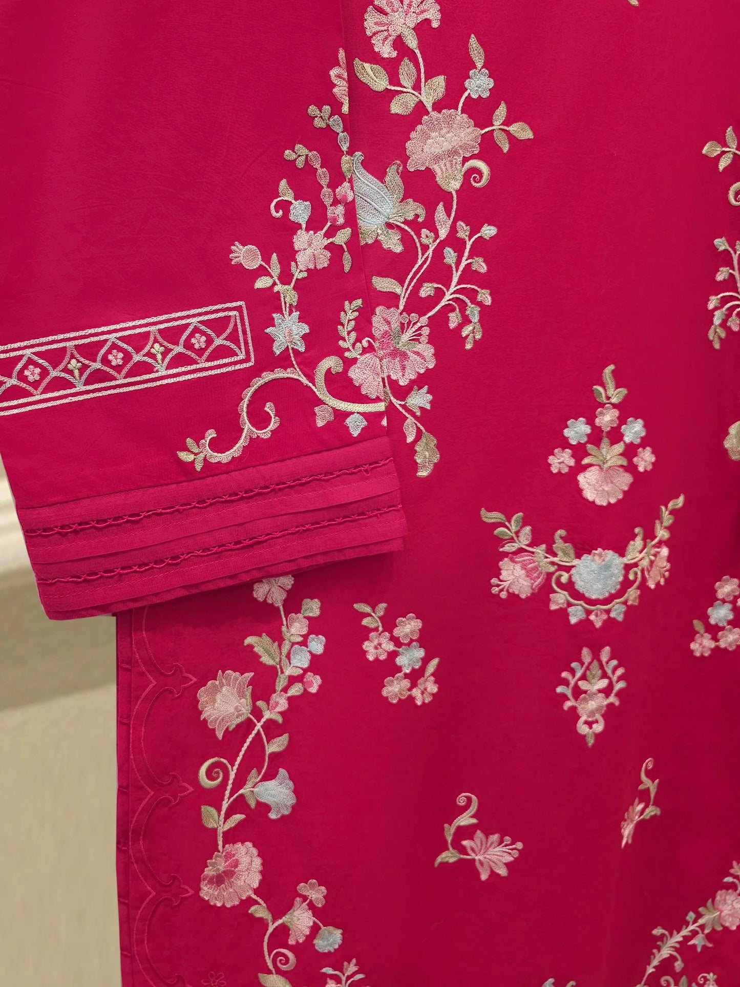 Embroidered Lawn Suit: 3 Piece Agha Noor Ready to Wear