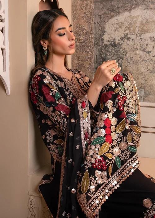 4 Piece Embroidered Chiffon Suit: Heavily Embroidered Rose Gold Party Wear with Potli Bag