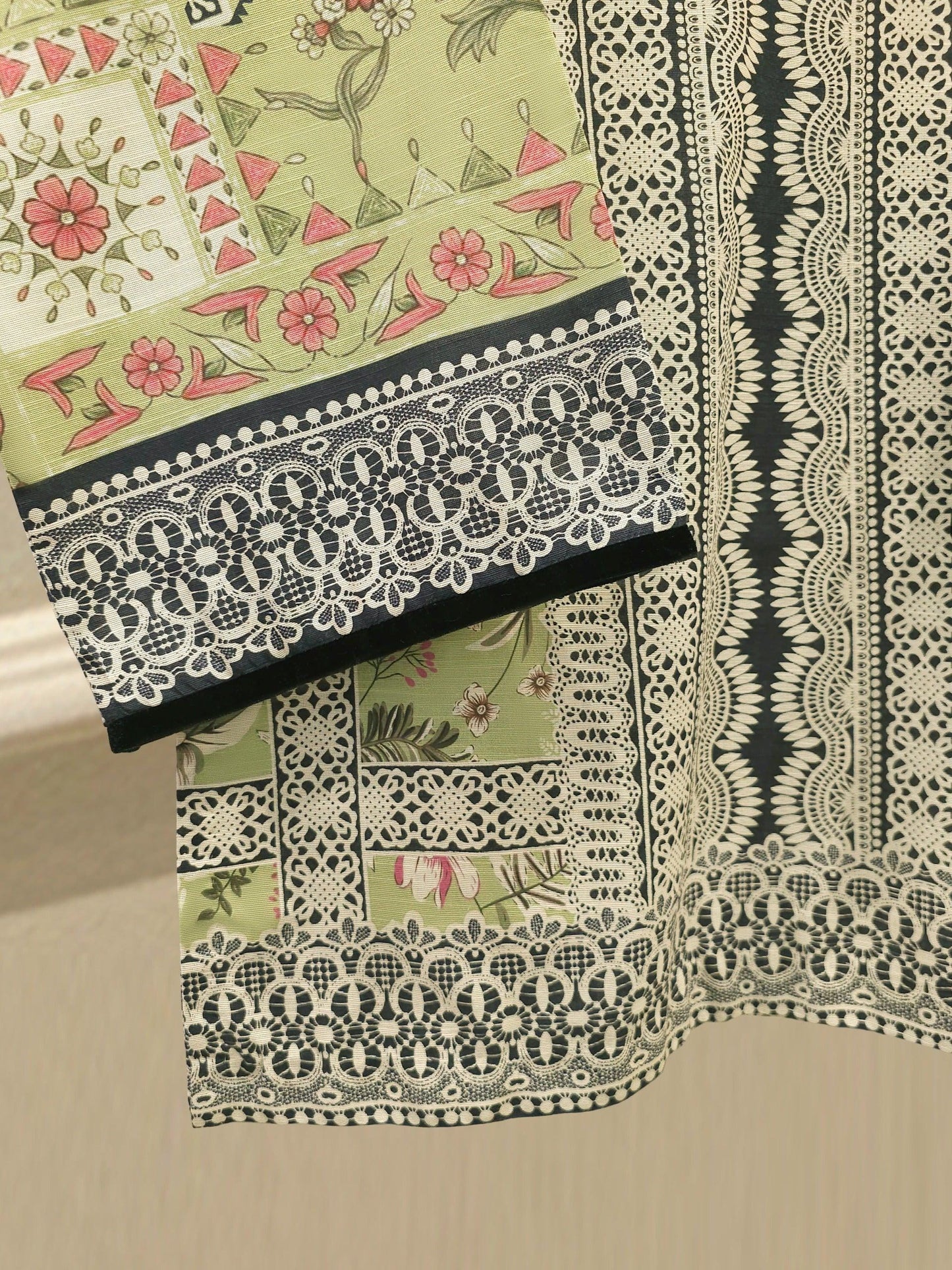Agha Noor 2 piece - Printed Khaddar Suit