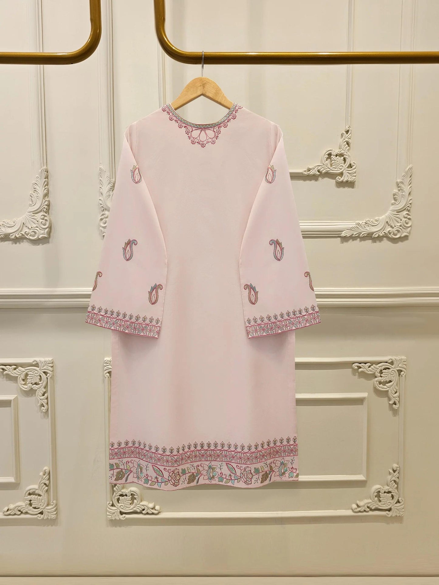 Embroidered Cotton Suit: 2 Piece Agha Noor