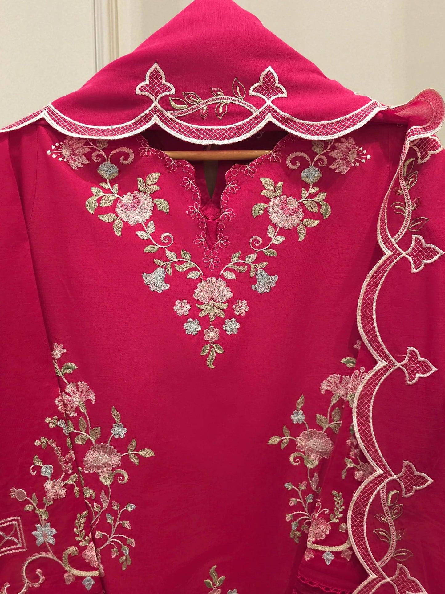Embroidered Lawn Suit: 3 Piece Agha Noor Ready to Wear