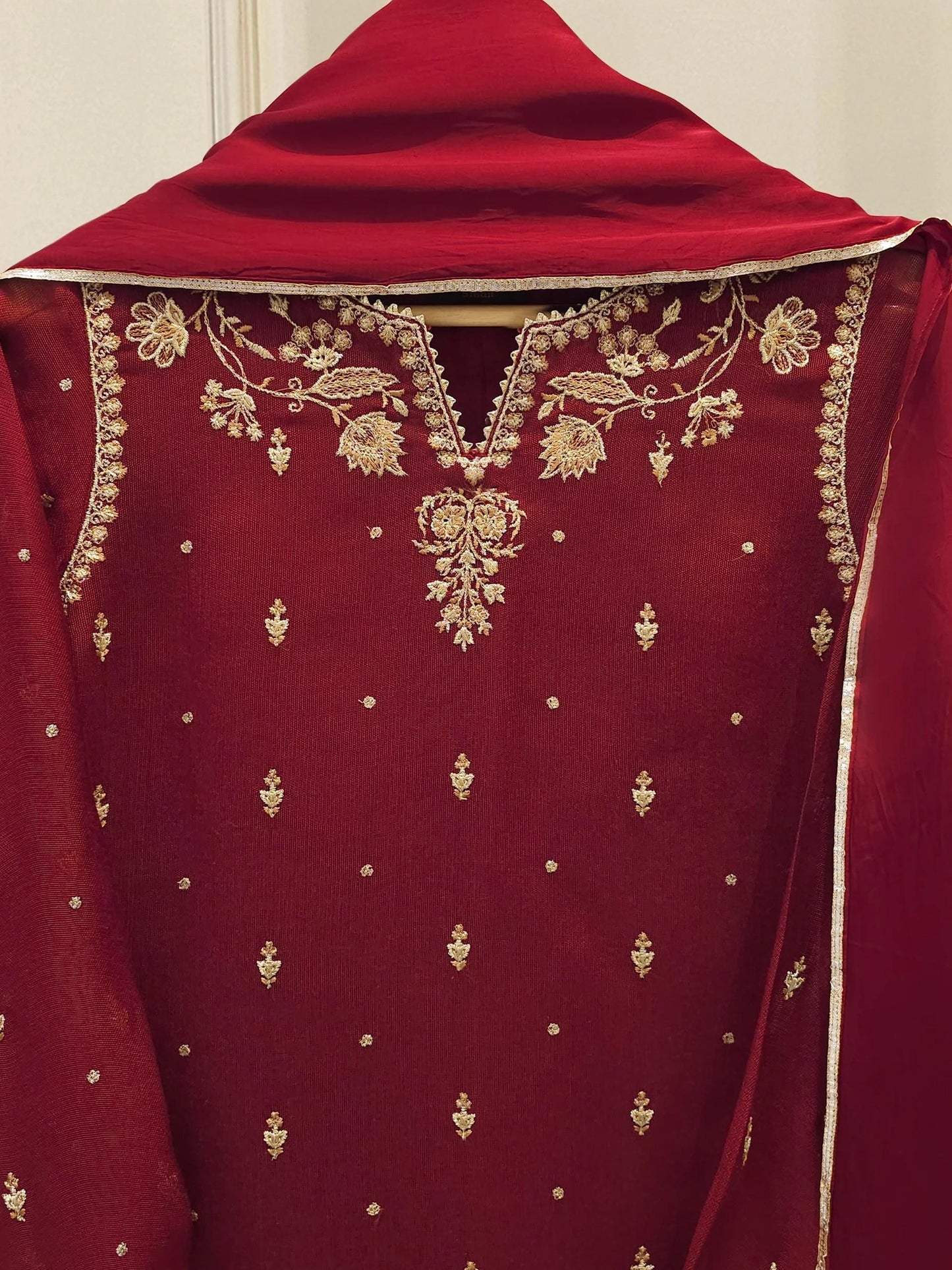 Agha Noor 3 Piece - Pure Embroidered Cotton Net Suit - Maroon