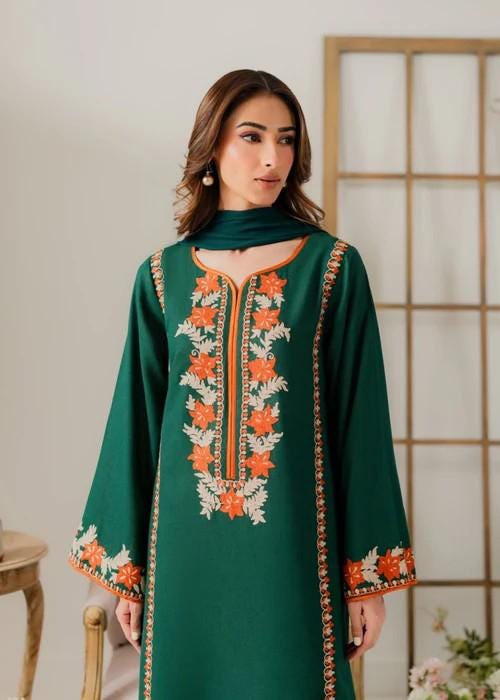 Embroidered Linen Suit - 3 Piece - Chiffon Dupatta