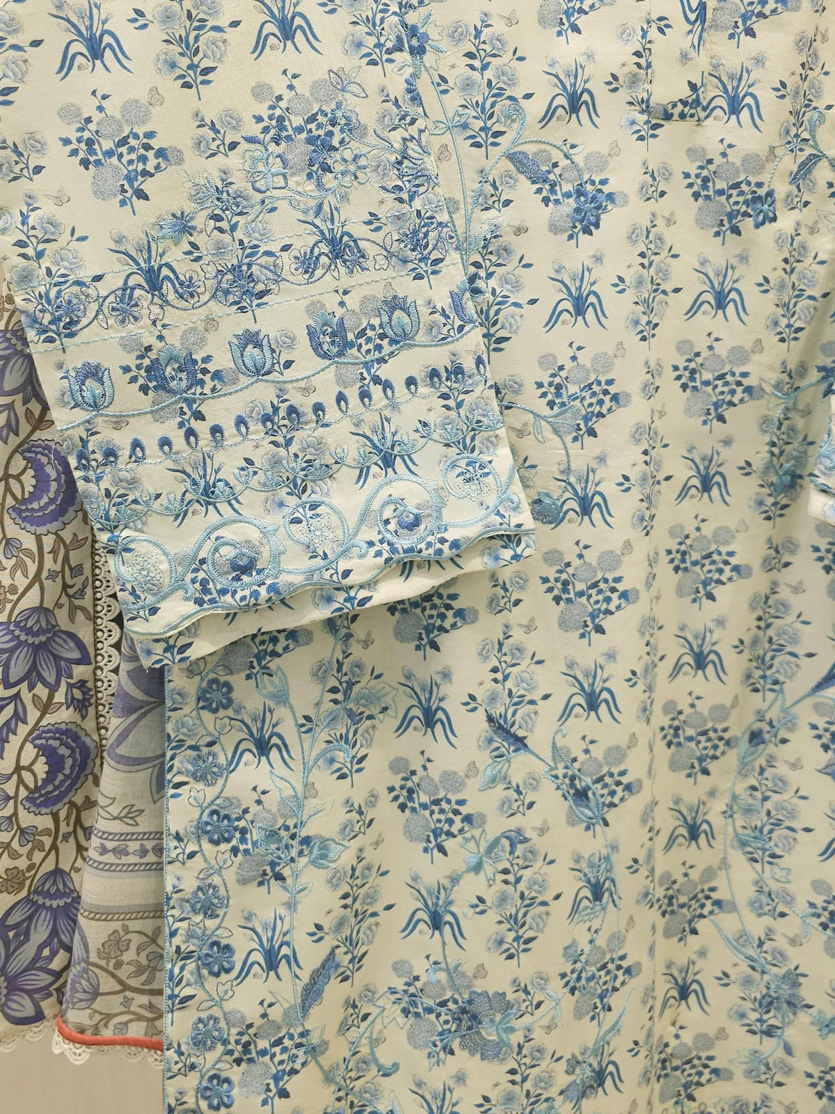 Agha Noor 3 Piece - Embroidered Cambric Suit: Light Blue Shalwar Kameez