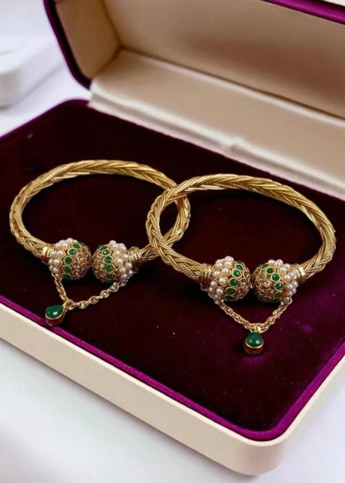 Adjustable Gold Plated Pair of Bracelets in Emerald Green Color (Kada Pair Gutt)