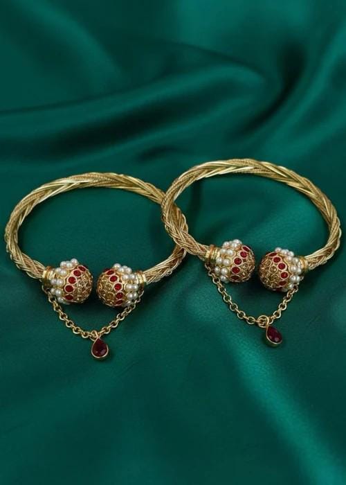 Adjustable Gold Plated Pair of Bracelets in Ruby Red Color (Kada Pair Gutt)