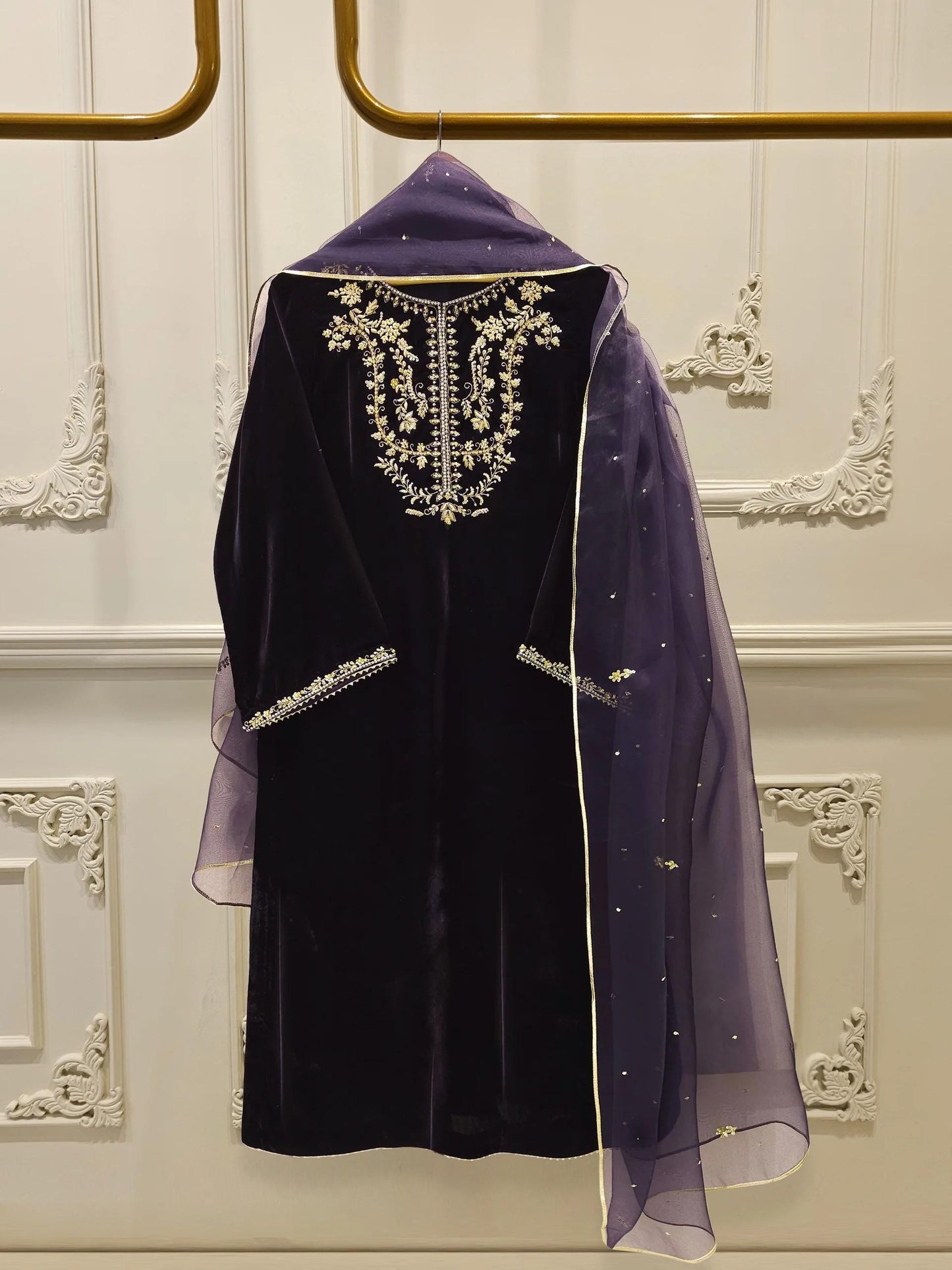 Agha Noor 3 piece - Embroidered Velvet Suit - Dark Purple