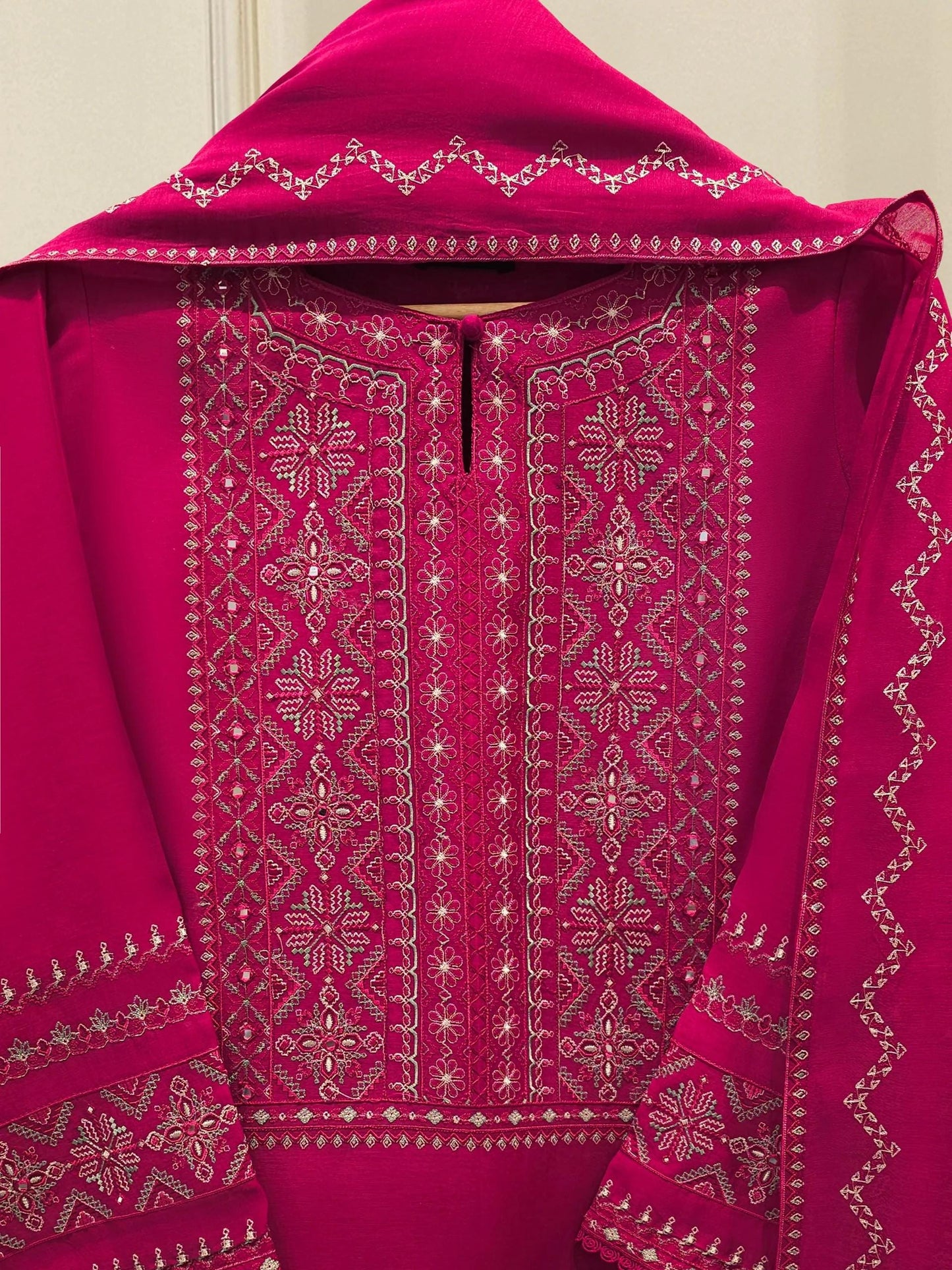 Agha Noor 3 Piece Embroidered Kora Cotton Silk Suit Size (Large) - Chest 44"