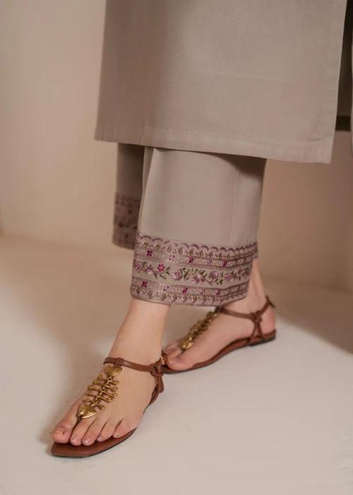 3 piece - Pakistani Designer Embroidered Karandi Suit - Silk Dupatta