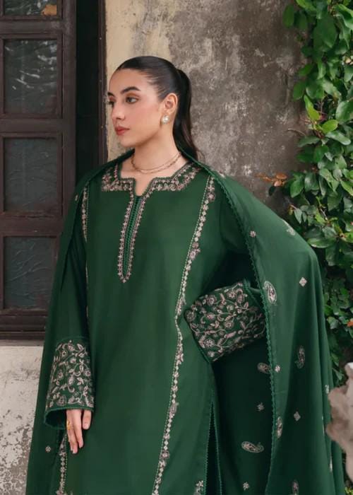 Embroidered Linen Suit - Size XL - 3 Piece - Green