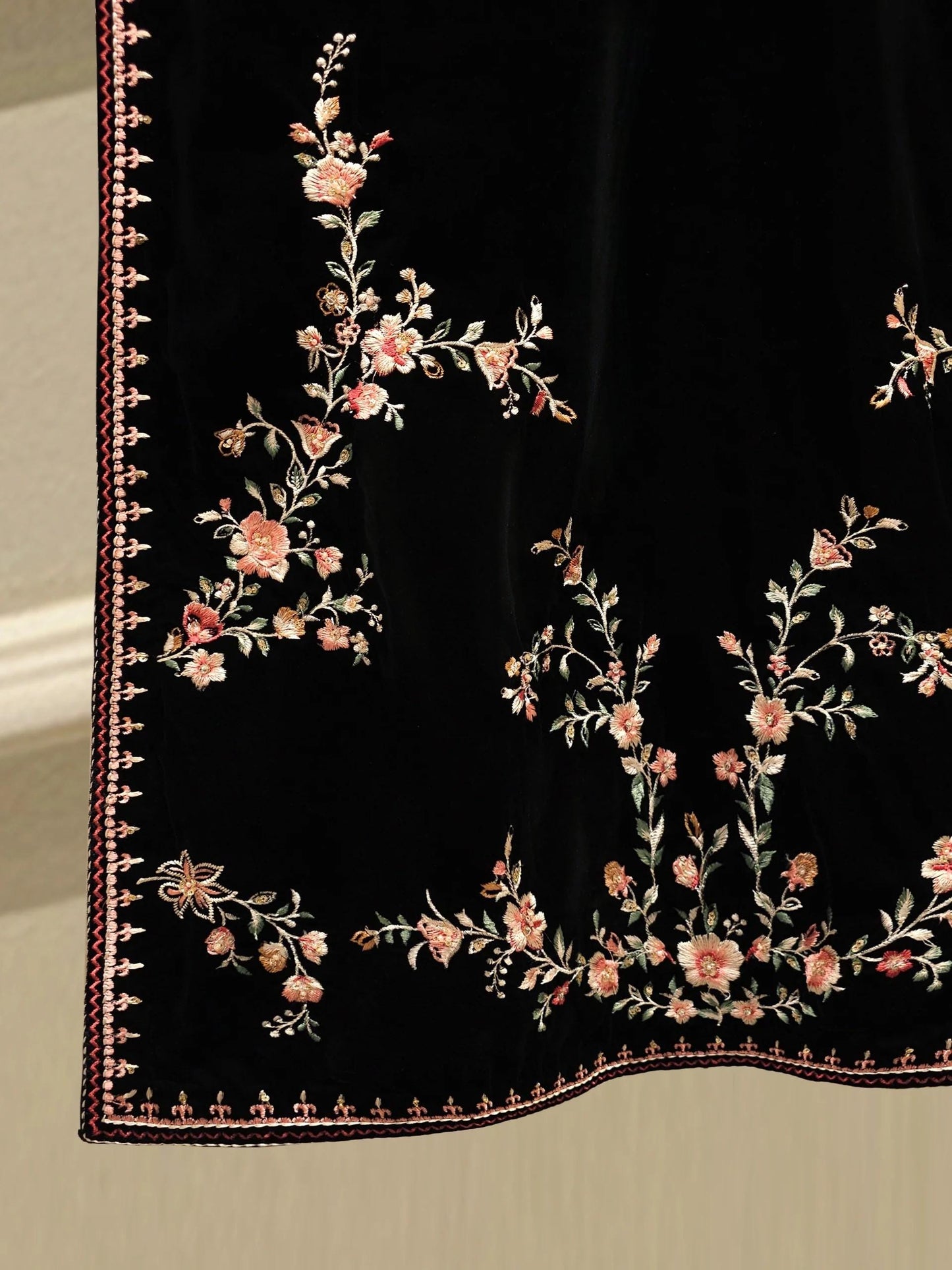 Agha Noor 3 piece - Embroidered Velvet Suit - Black