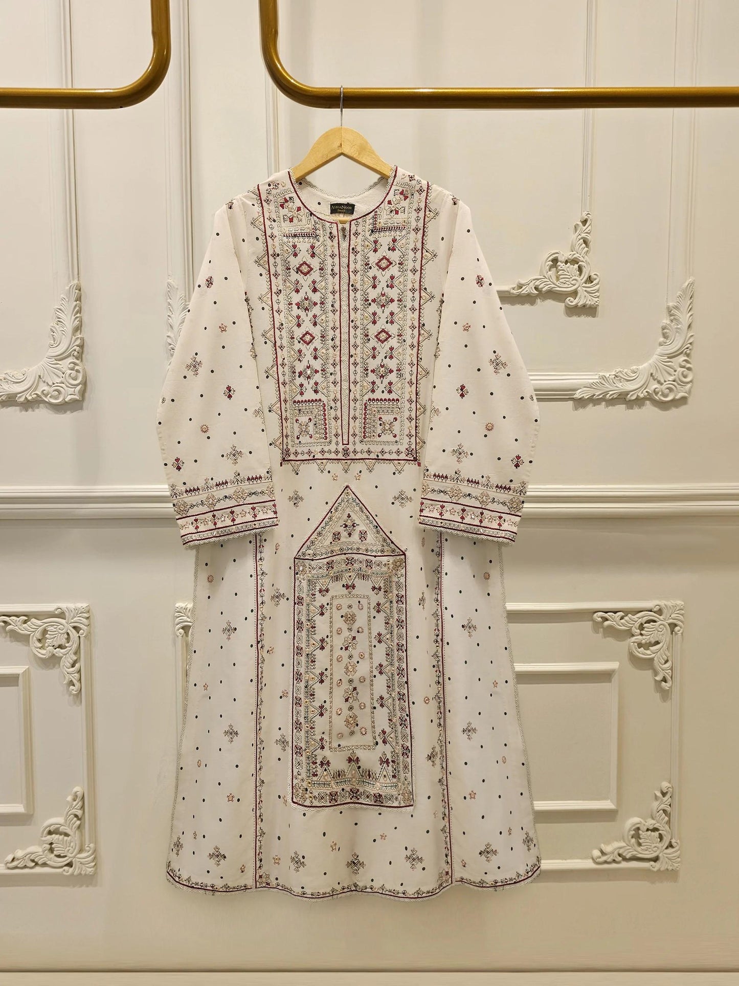 Agha Noor Embroidered Cotton Suit - Size Large