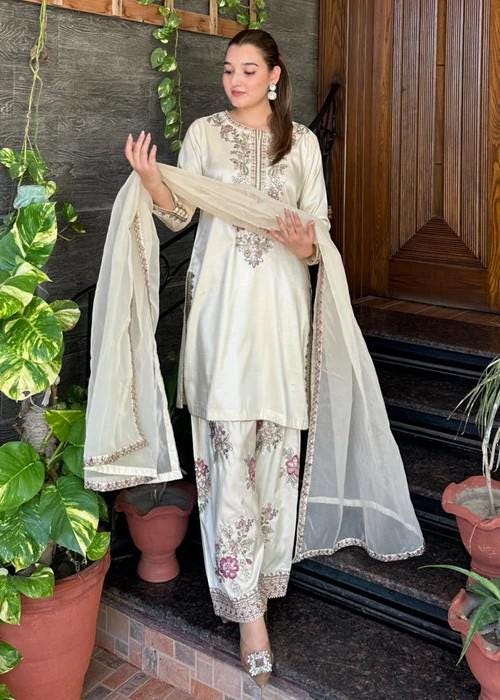 Embroidered Silk Farshi Shalwar Suit with Organza Dupatta - 3 Piece - Pearl White