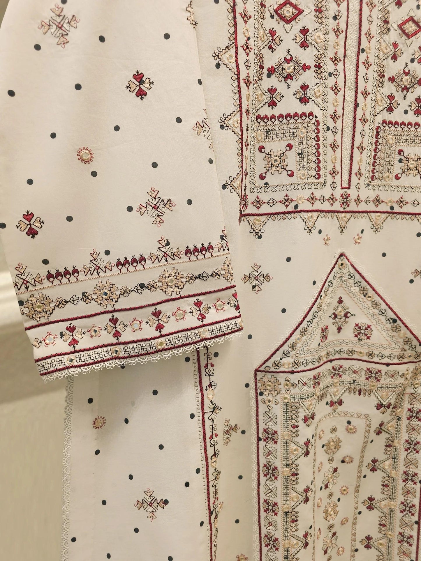 Agha Noor Embroidered Cotton Suit - Size Large
