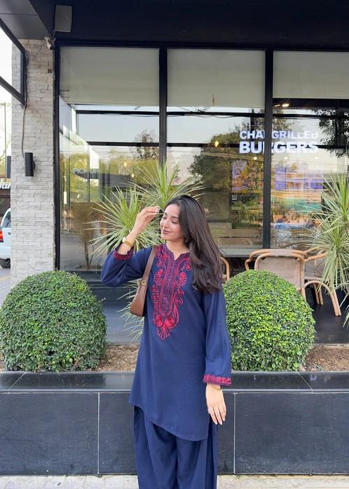 2 piece - Embroidered Linen Farshi Shalwar Suit - Navy Blue