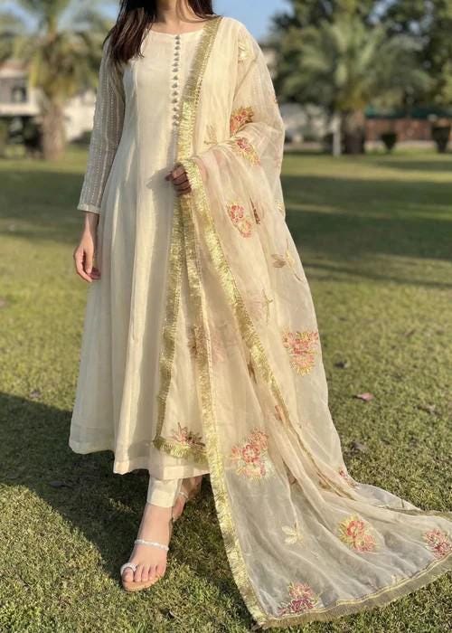 3 Piece Embroidered Chiffon Maxi Dress - Off White