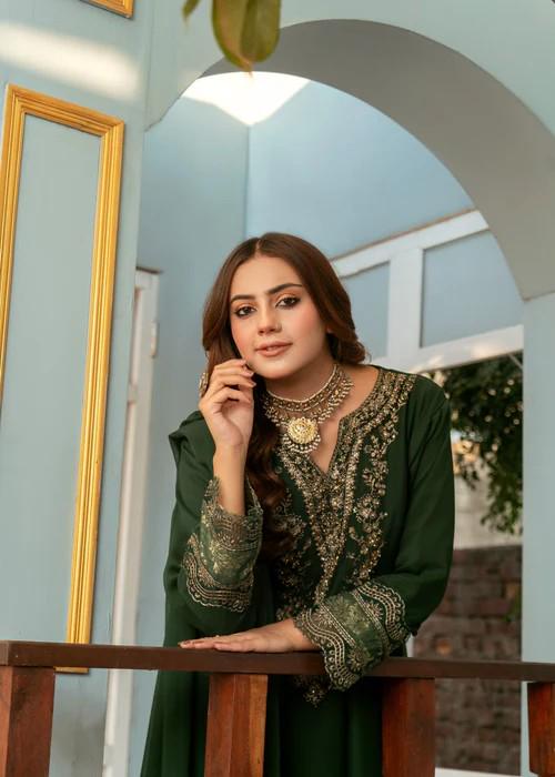 Embroidered Chiffon Short Kurta Suit - Bottle Green
