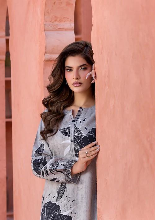 2 piece - Pakistani Designer Lawn Kurta Suit