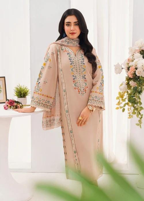 3 piece - Embroidered Khaddar (Khadi) Suit - With Manaar Dupatta