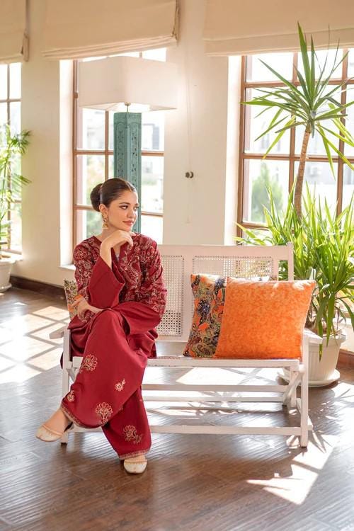 2 piece - Embroidered Soft Khaddar Farshi Shalwar Suit - Maroon