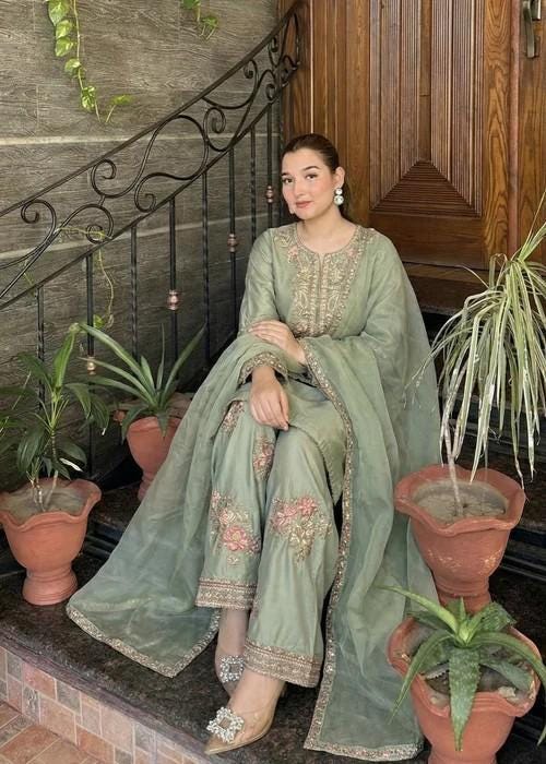 Embroidered Silk Farshi Shalwar Suit with Organza Dupatta - 3 Piece - Pastel Green