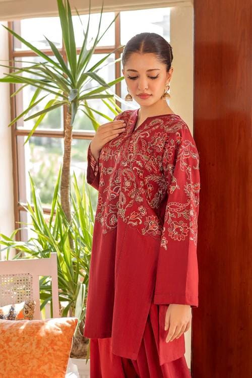 2 piece - Embroidered Soft Khaddar Farshi Shalwar Suit - Maroon