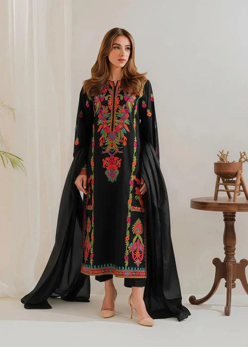 3 piece - Embroidered Linen Suit with Chiffon Dupatta - Black