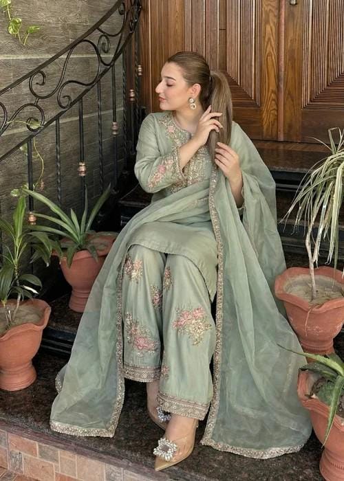 Embroidered Silk Farshi Shalwar Suit with Organza Dupatta - 3 Piece - Pastel Green