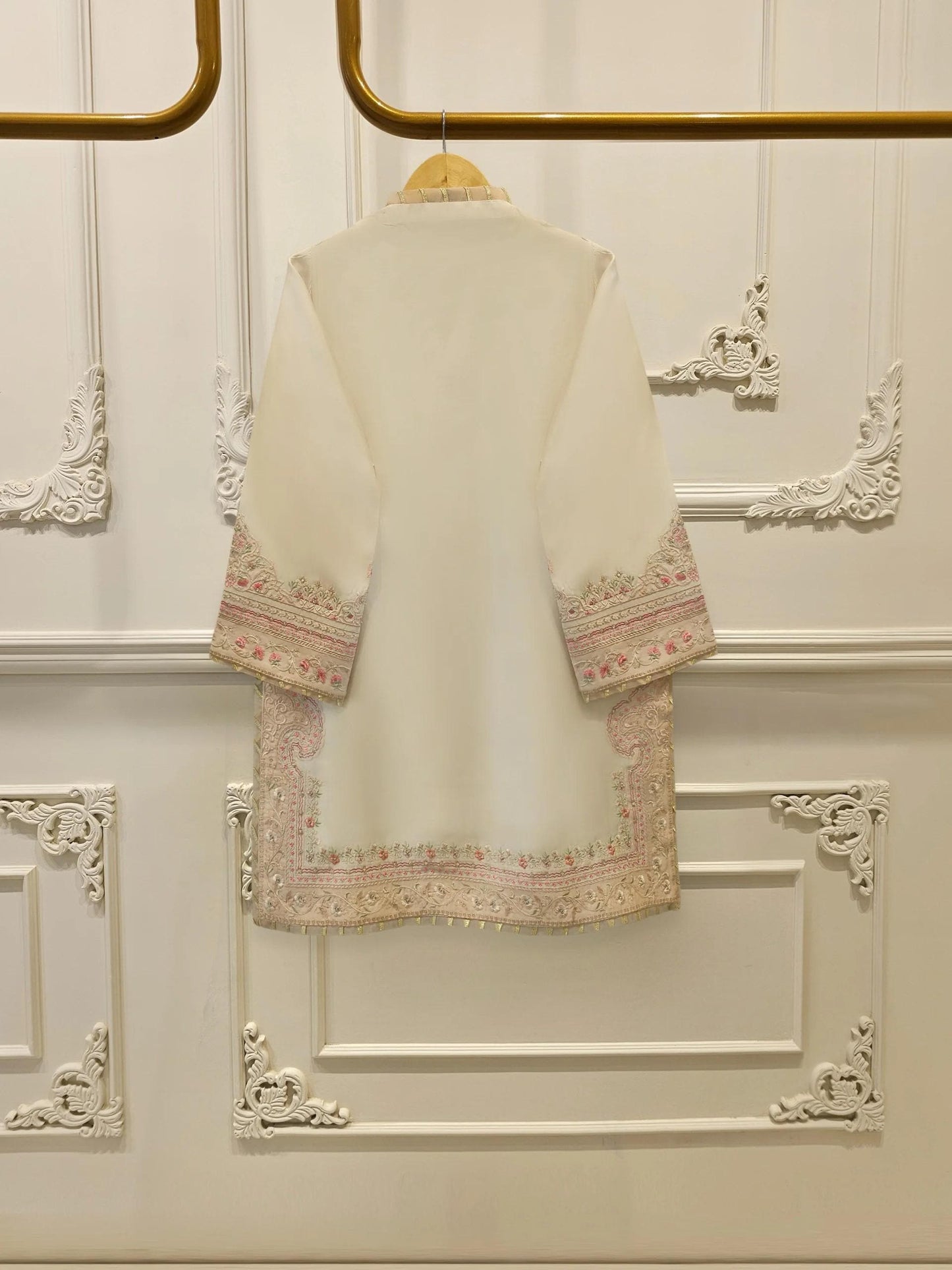 Agha Noor - 3 Piece - Pure Sheesha Silk Embroidered Suit - Off White
