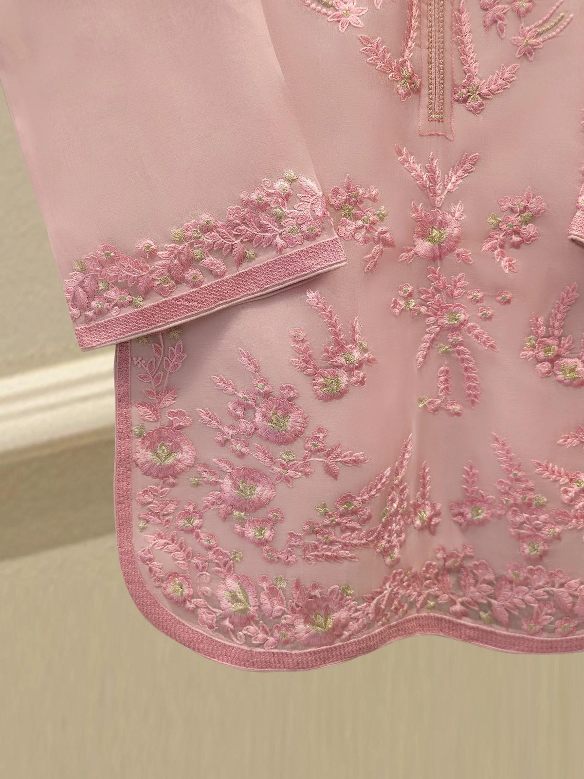 Agha Noor 3 Piece Pure Organza Embroidered Suit