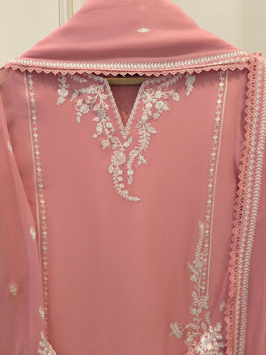 Agha Noor 3 Piece - Pure Embroidered Chiffon Suit (Lining in the Sleeves Too)