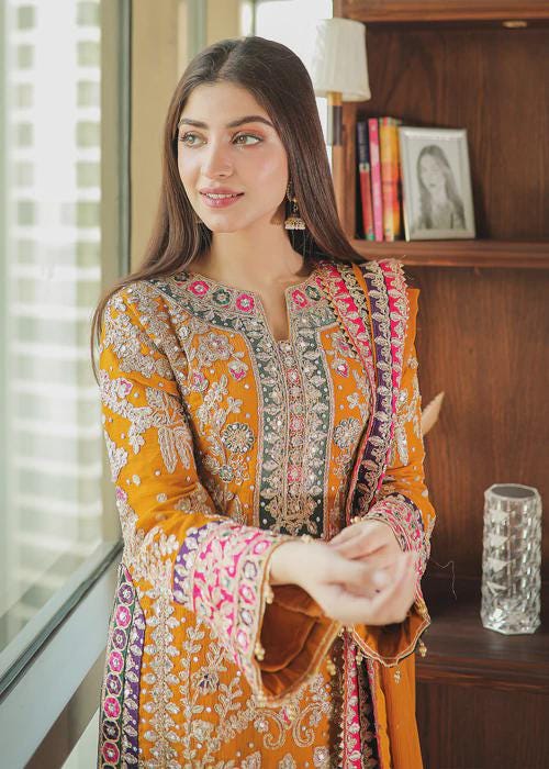Embroidered Chiffon Kurta Suit - 4 Piece with Potli bag
