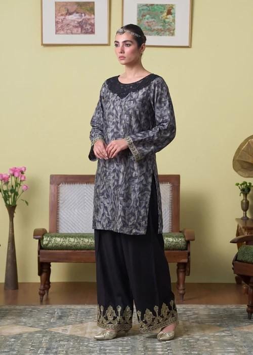 2 piece - Embroidered Lawn Kurta Shalwar Suit - Black