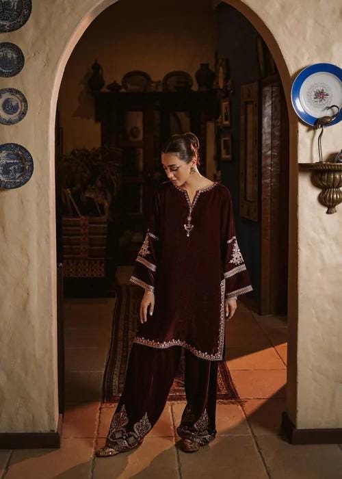 Embroidered Velvet Kurta Set - Maroon & Gold