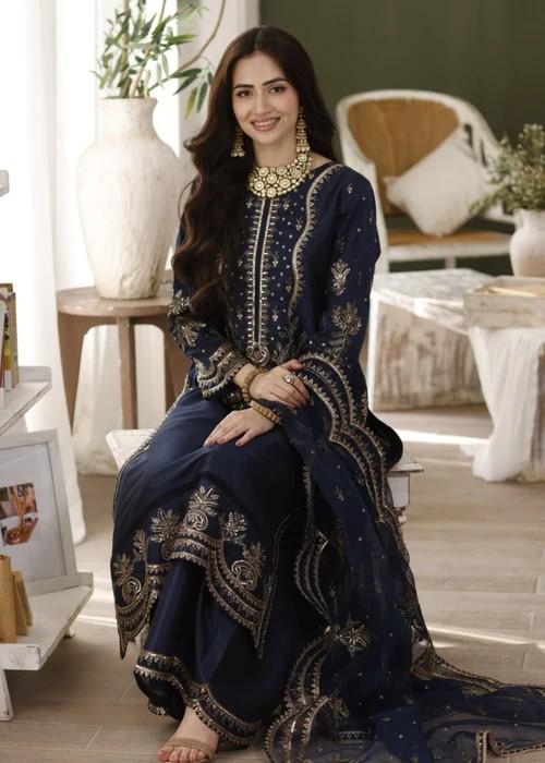 Embroidered Raw Silk Suit - 3 Piece - Navy Blue