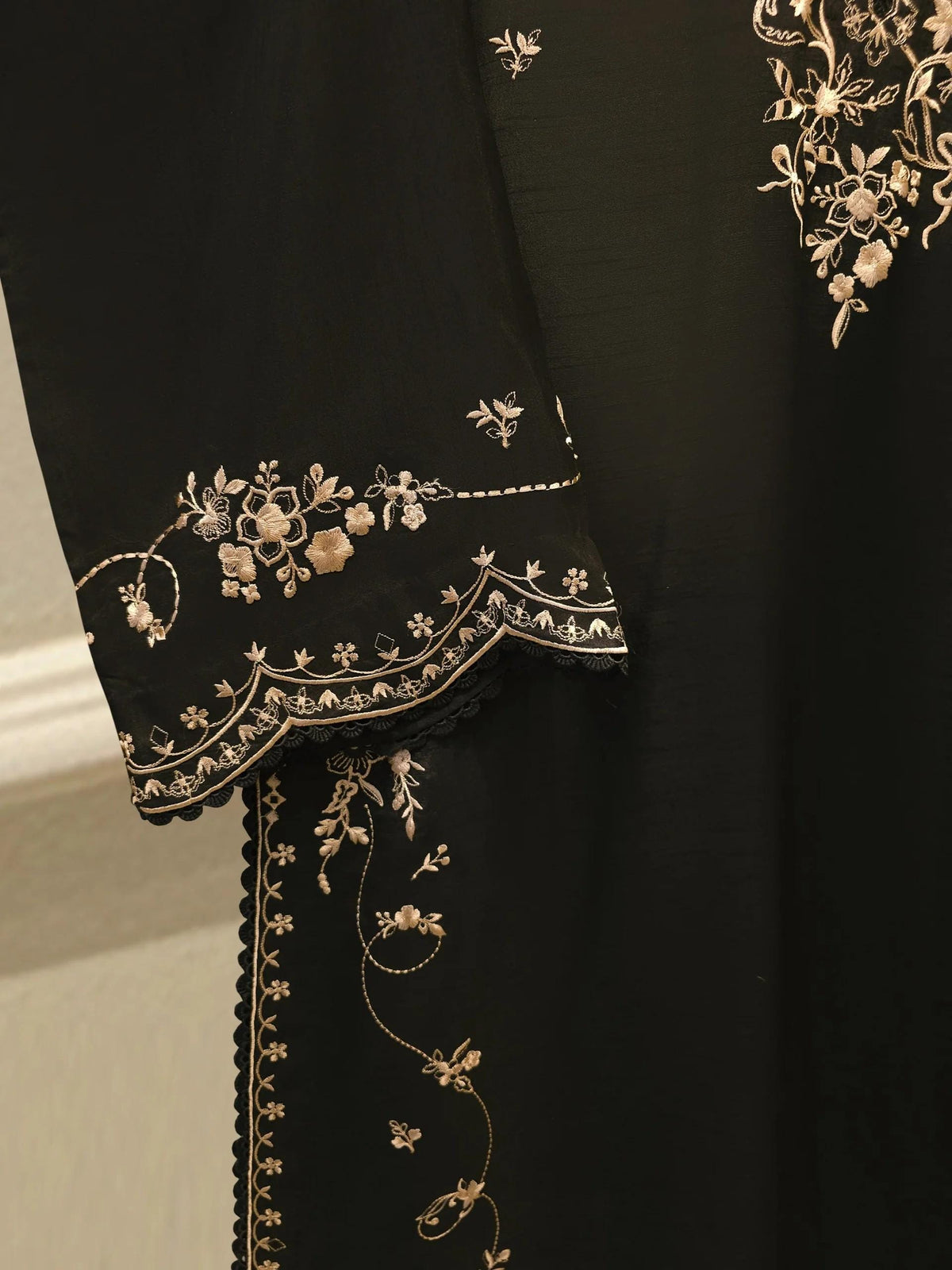 Agha Noor Pure Sheesha Silk Embroidered Suit - Black - 3 Piece