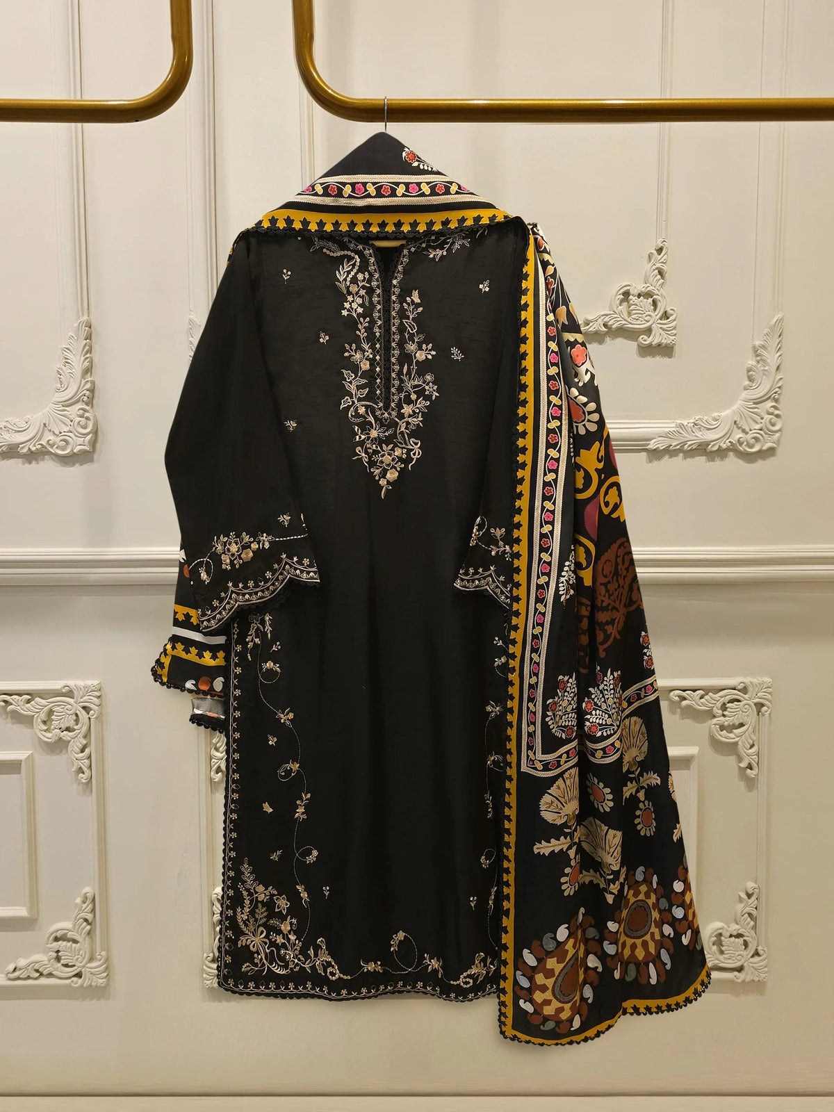 Agha Noor Pure Sheesha Silk Embroidered Suit - Black - 3 Piece