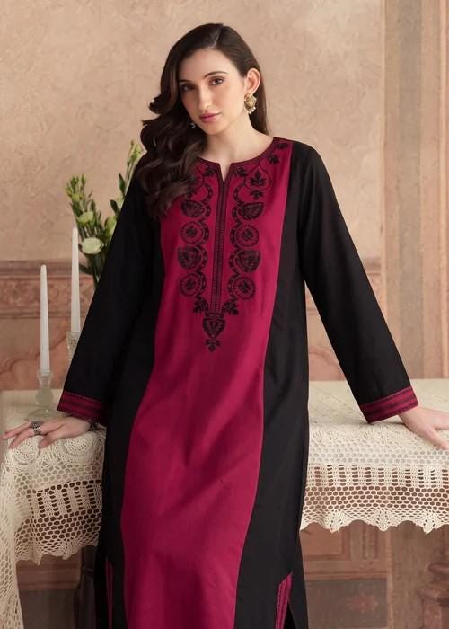 Embroidered Khaddar Kaftan Full Sleeves - Maroon & Black