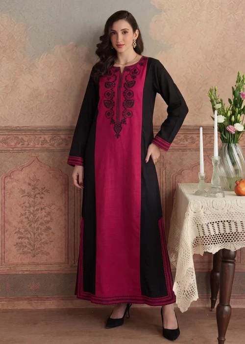 Embroidered Khaddar Kaftan Full Sleeves - Maroon & Black